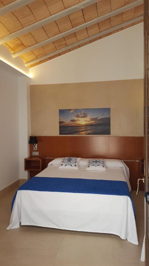Isla Plana Hotel